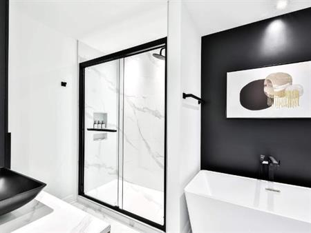 2 CH - 1 SDB - Sainte-Agathe-des-Monts - $2,050 /mo