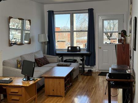 Appartement à louer - 4 ½ 900 pi² Quartier Rosemont