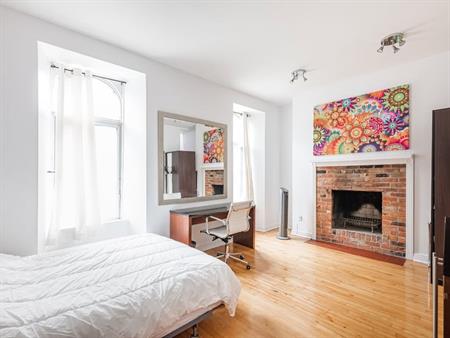 Downtown - 3Bed-2Bath All Included