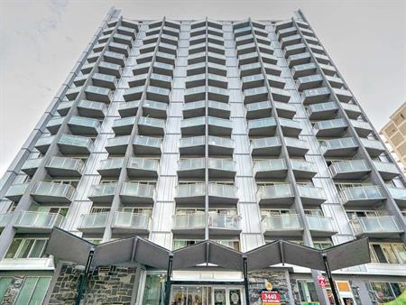 1 Bedroom Available At 3440 Durocher Street, Montreal - 3440 Durocher Street, Montréal