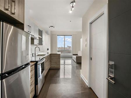 Premium Studio - 1428 Avenue Overdale, Montréal