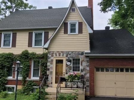 1 room room of 32 m² in Sherbrooke