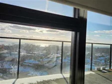1 room of 32m² in Dorval