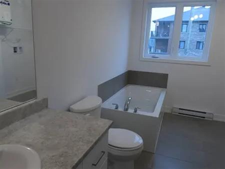 1 room apartment of 92m² in Gatineau