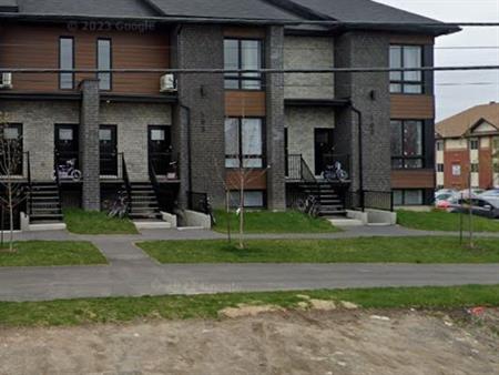 191 Chemin Mcconnell (Aylmer) Magnifique Logement De Style Condo à Louer