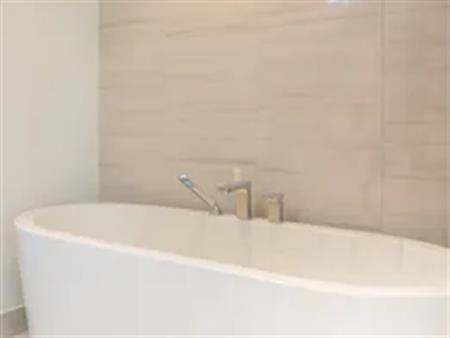 1 room apartment of 99 m² in Montreal