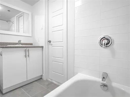 1 room apartment of 53 m² in Côte Saint-Luc