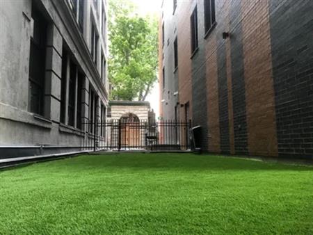 1 room apartment of 96 m² in Montreal