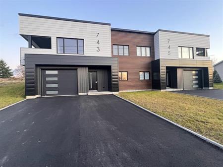 Logement 3 chambres et 2 salles de bain
