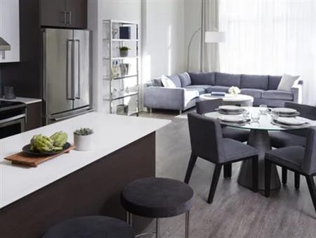 1 room apartment of 112 m² in Côte Saint-Luc