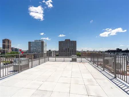 1 room apartment of 41 m² in Montreal