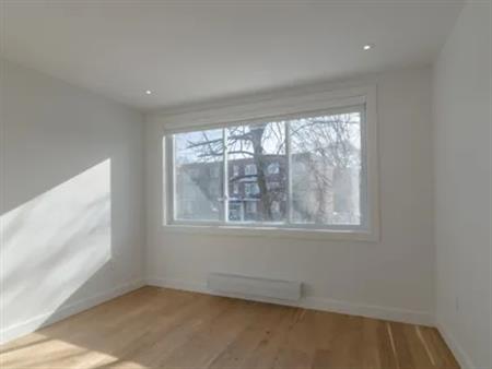 1 room apartment of 50 m² in Montreal