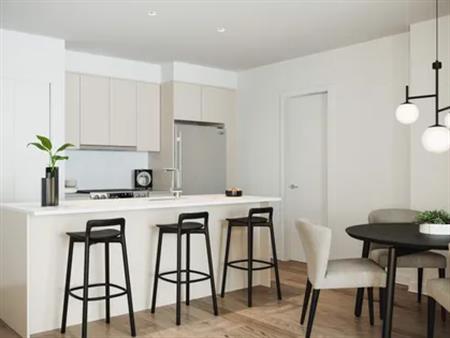 1 room apartment of 73 m² in Montreal