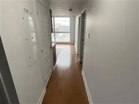 1 room apartment of 60 m² in Montreal