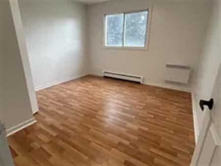 3 rooms apartment of 73 m² in Sherbrooke