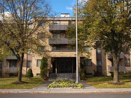 2 rooms apartment of 28 m² in Montreal
