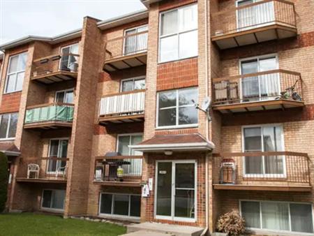4 rooms apartment of 37 m² in Montreal