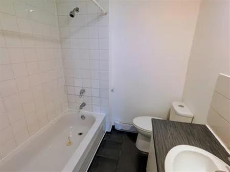 3 rooms apartment of 93 m² in Sherbrooke