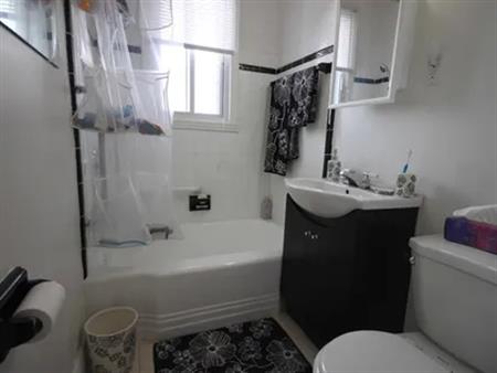5 rooms apartment of 60 m² in Montreal