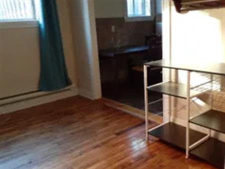 4 rooms apartment of 51m² in Montreal