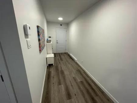 4 rooms apartment of 98 m² in Sherbrooke