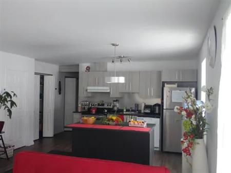 4 rooms apartment of 90m² in Sherbrooke