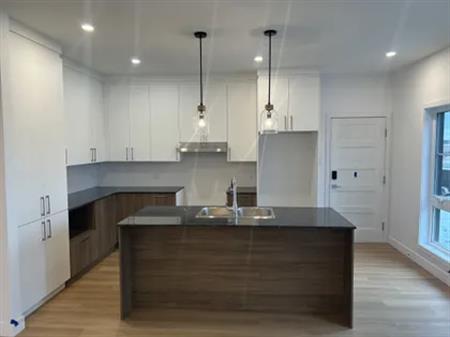 4 rooms apartment of 102m² in Saint-Cyrille-de-Wendover