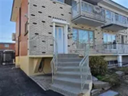 8 rooms house of 105m² in Montreal