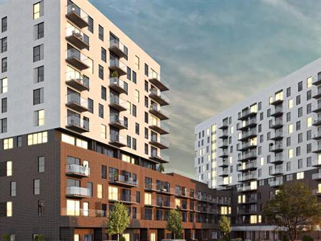 3 Bedroom - 5200 Rue De La Savane, Montréal