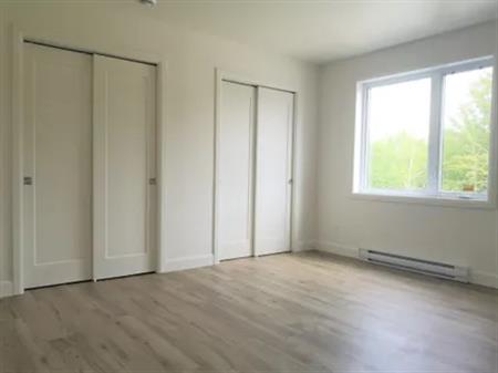4 rooms apartment of 114m² in Sherbrooke