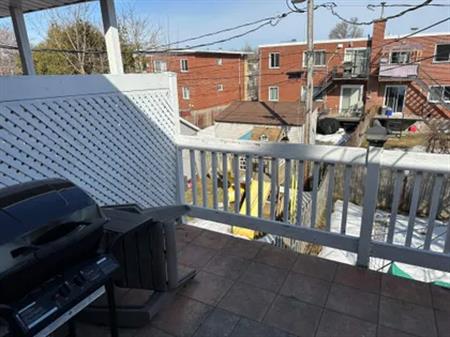 5 rooms apartment of 122 m² in Laval (administrative region)