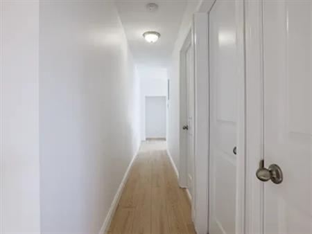 4 rooms apartment of 47 m² in Longueuil