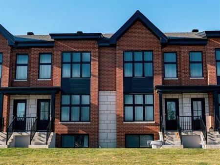 Nouveau Condo Locatif De 2 Chambres à L'Assomption