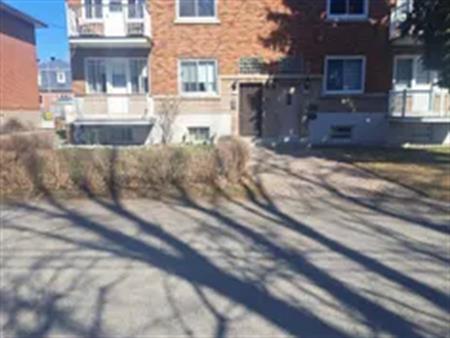 4 rooms apartment of 88m² in Montreal