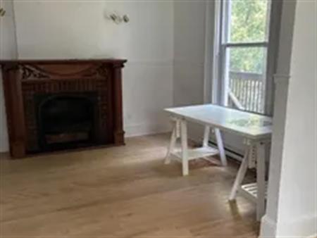 5 rooms apartment of 119 m² in Sherbrooke