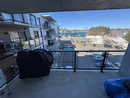 4 rooms apartment of 94m² in Lévis