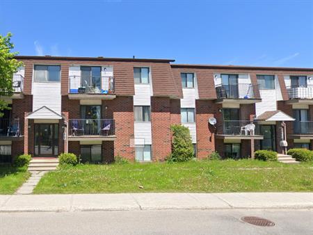 Grand Logement 2 Chambres - Ch. Freeman