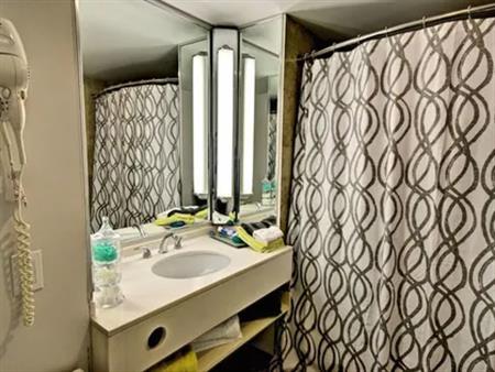 1 room room of 33 m² in Montreal