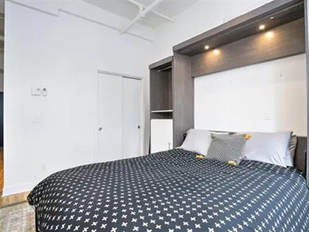 1 room apartment of 61m² in Montreal