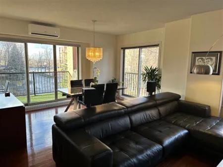 7 rooms apartment of 107 m² in Laval (administrative region)