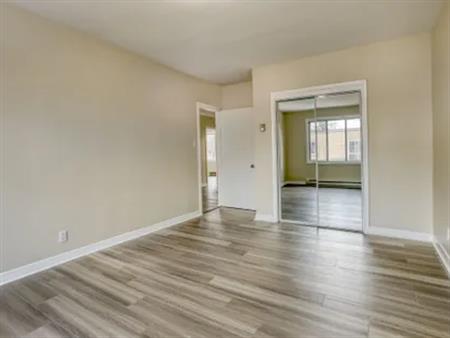 7 rooms apartment of 106 m² in Montreal