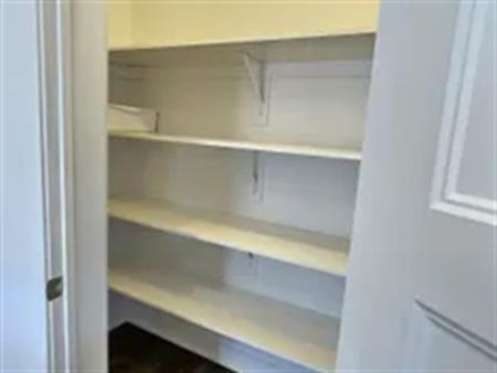 4 rooms apartment of 98m² in Gatineau