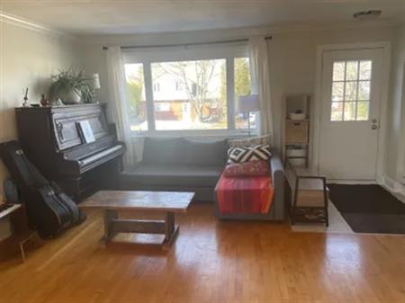 5 rooms apartment of 100 m² in Gatineau