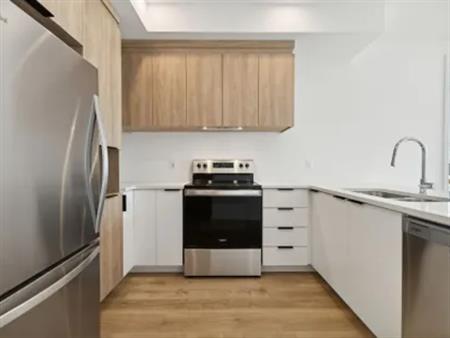 4 rooms apartment of 102 m² in Gatineau