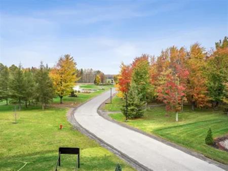 4 rooms apartment of 99m² in Bromont