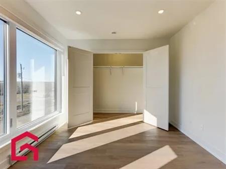 9 rooms apartment of 129 m² in Bromont