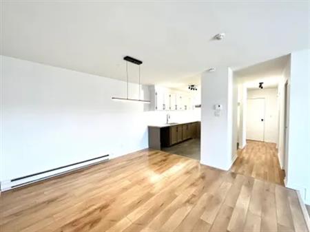 1 room apartment of 79m² in Repentigny