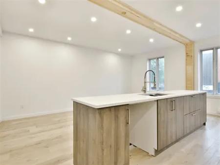 4 rooms apartment of 96 m² in Montreal