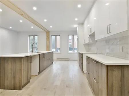 4 rooms apartment of 94m² in Montreal