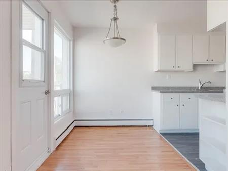 1 room apartment of 82 m² in Quebec